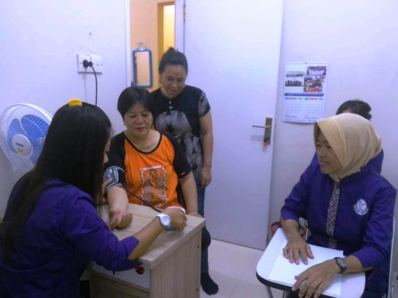 Yayasan Baby Sitter Jakarta Barat 