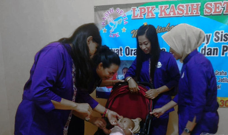 yayasan baby sitter jakarta